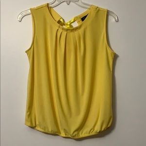 Melissa Paige | Sleeveless Blouse - Yellow